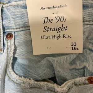 Ultra High Rise 90s Straight Jean